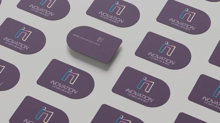 Carte de visite avec le logo d'Innovation réalisée par Noémie Bouton designer graphique à Bordeaux